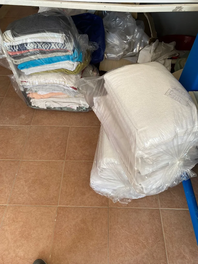 Alaçatı Pakyıldız Mağaza Önü